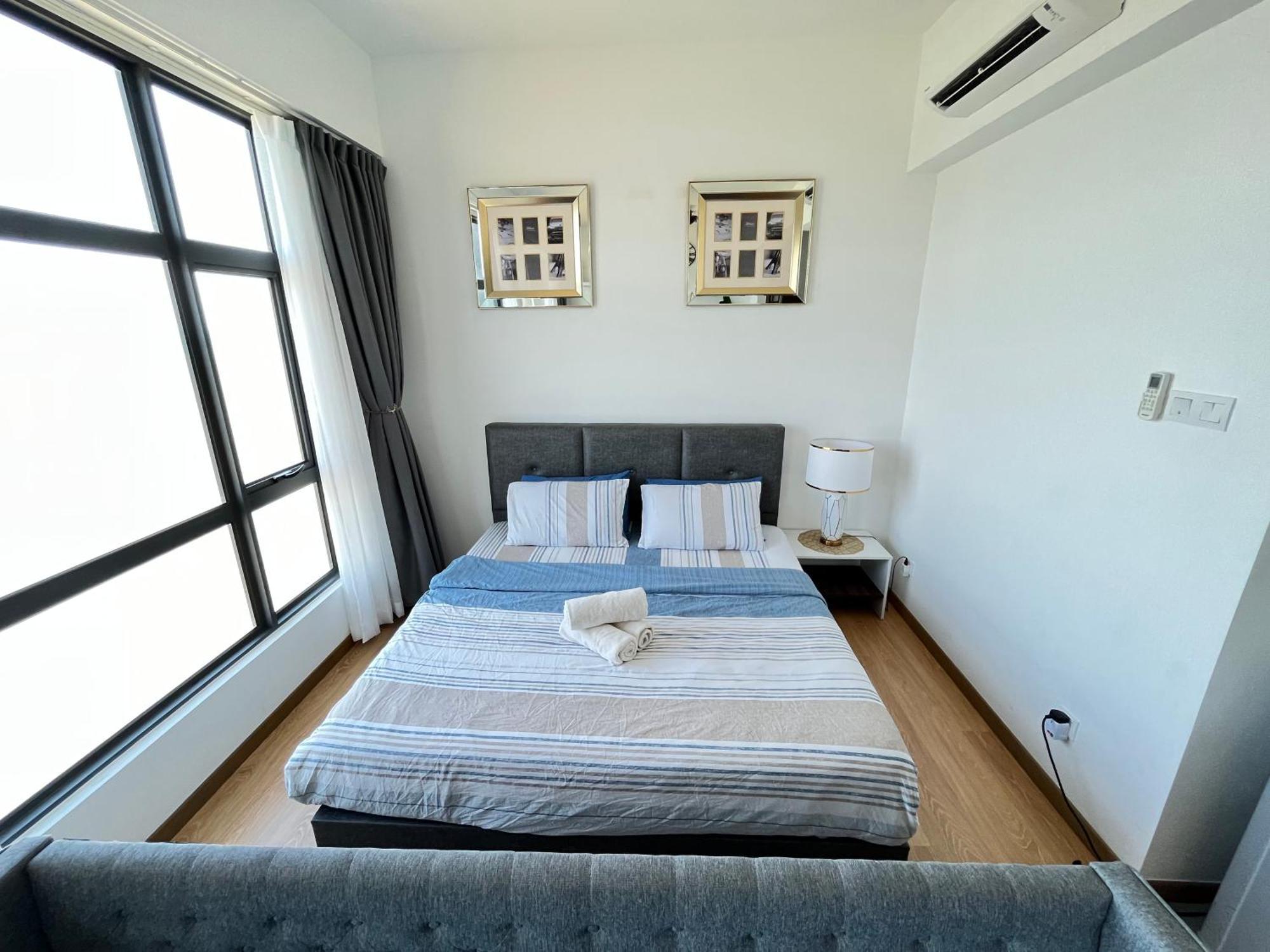 Imperium Seaview Cityview By Avenzee *