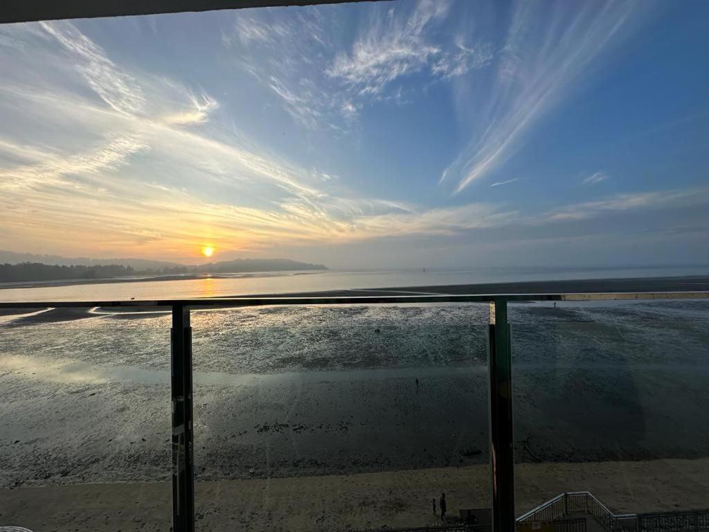 Imperium Seaview Cityview By Avenzee Aparthotel Kuantan