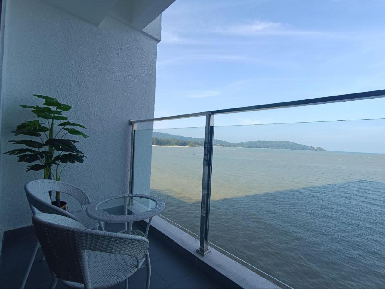 Aparthotel Imperium Seaview Cityview By Avenzee Kuantan