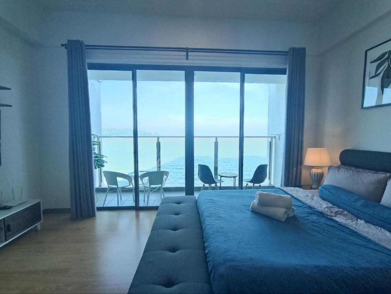 Imperium Seaview Cityview By Avenzee *